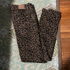 American eagle leopard print skinny jeans